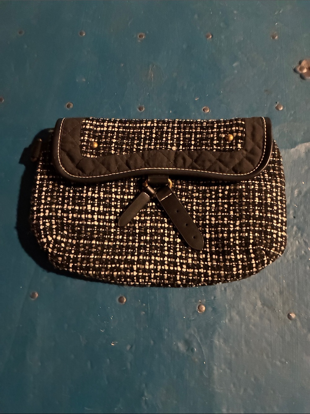 GAP Black and White Tweed Quilted Flap Wristlet